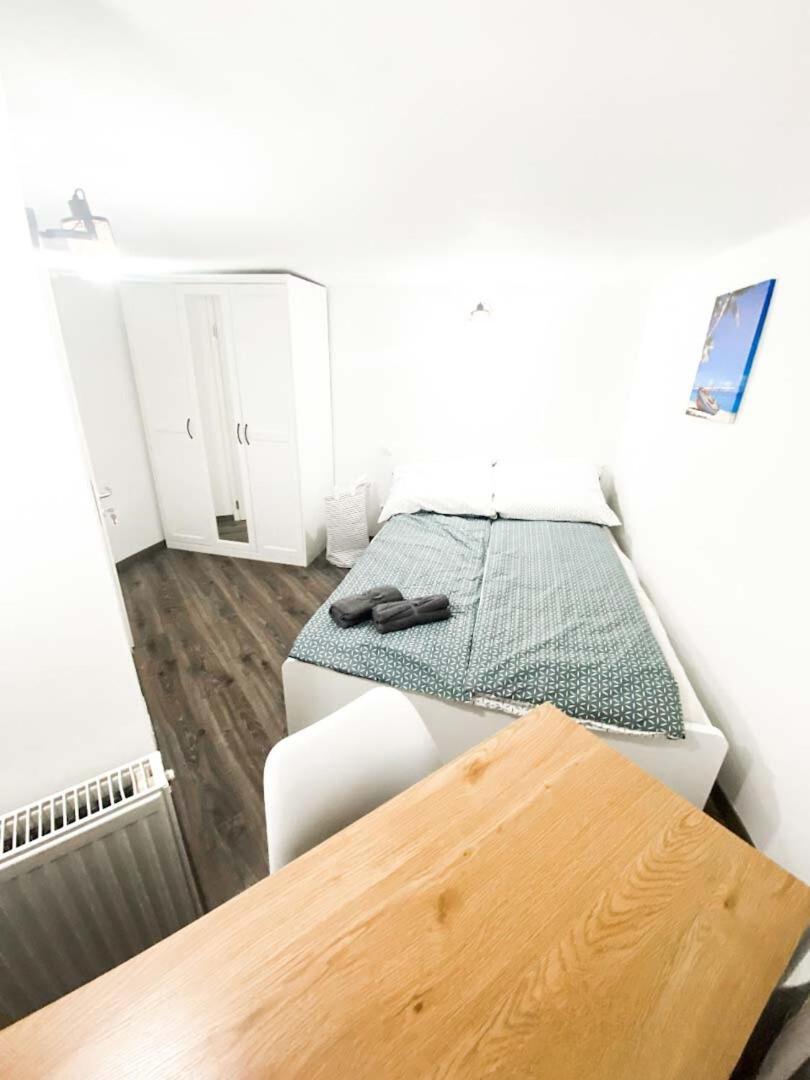 Cityscape Budget Apartments Bajcsy Будапеща Екстериор снимка